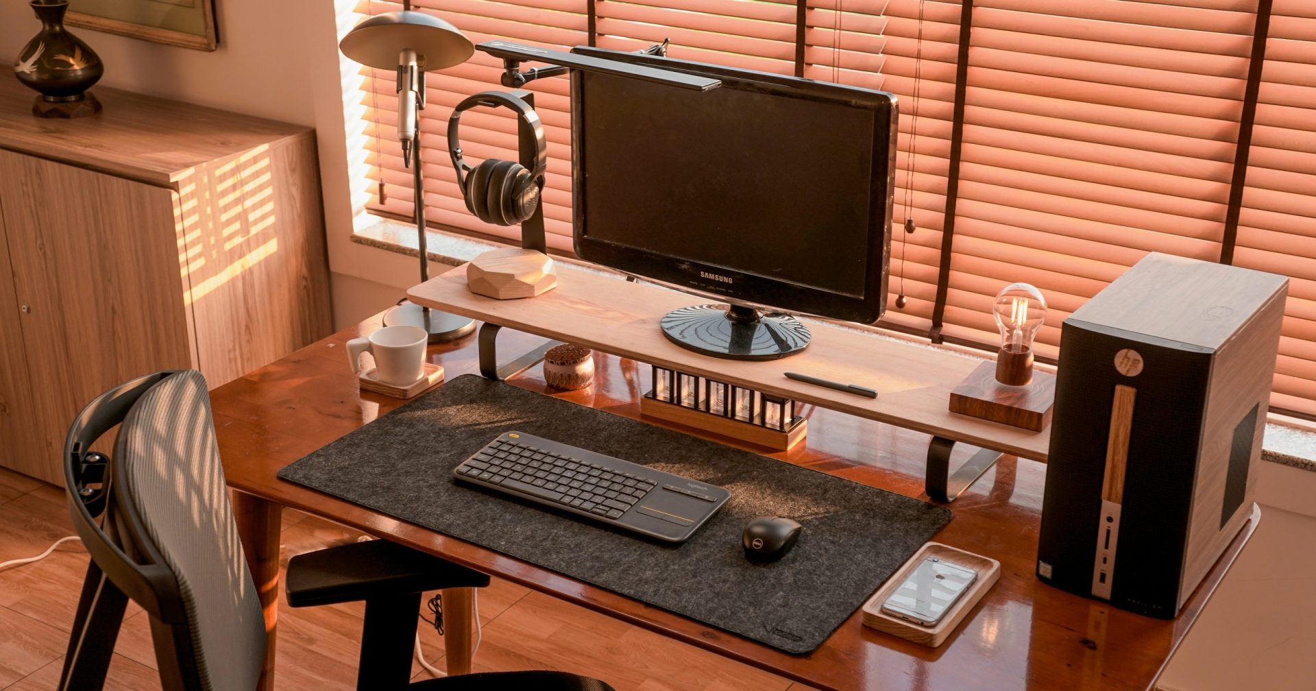 Ergonomic desk workspace